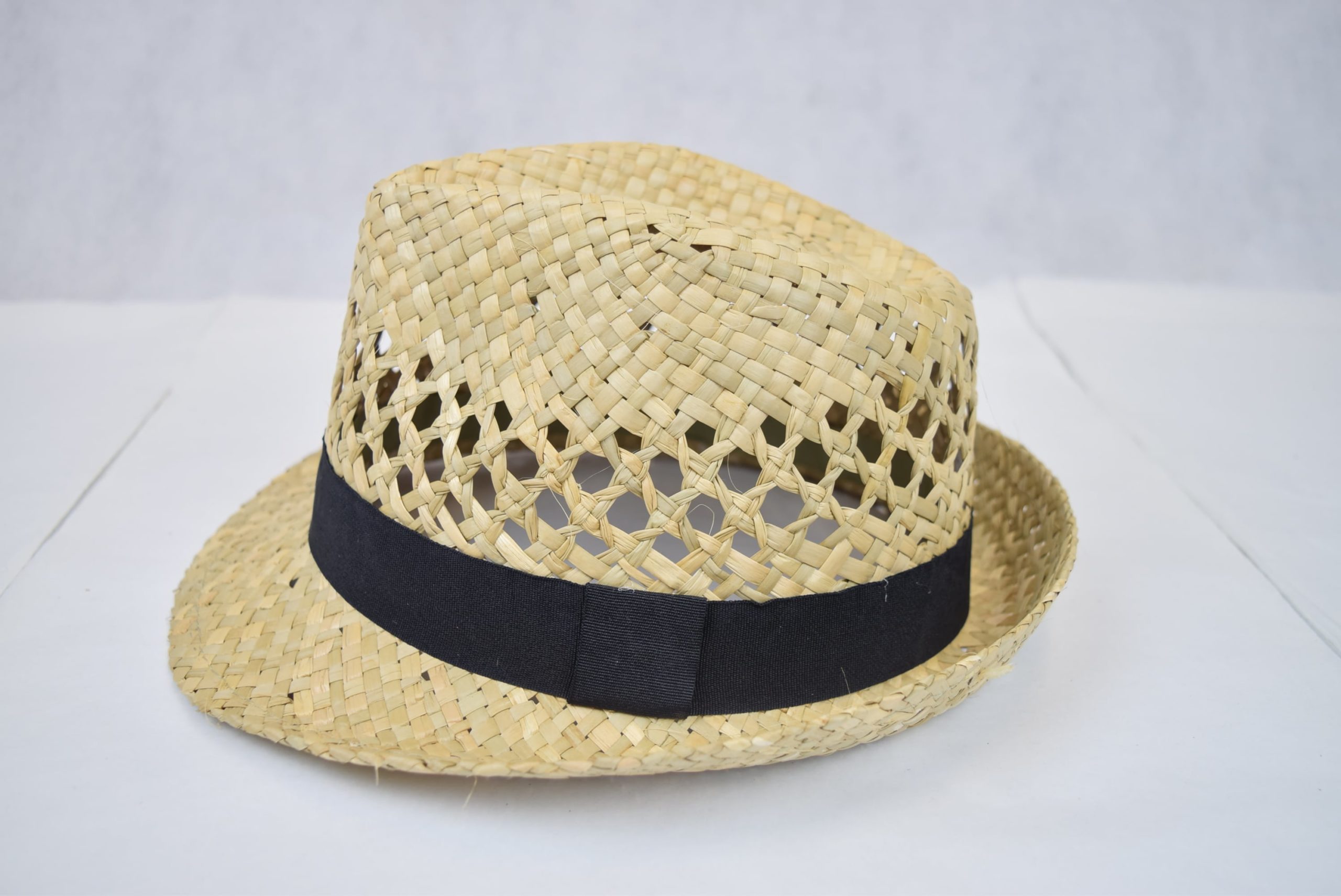 Chapeau de Paille de Style Cow Boy avec Coquillages • Maison du Bois