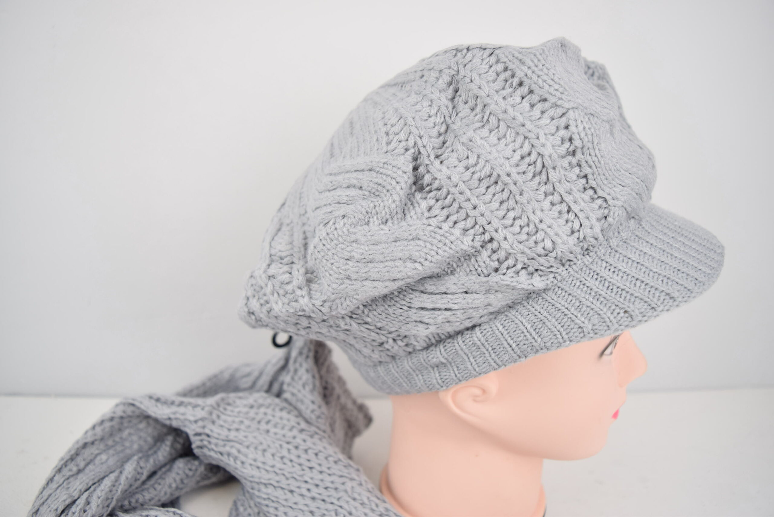 Ensemble Béret Et Écharpe Femme Skin Industries 'JiJi' - Neuf Avec étiquettes